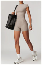 Load image into Gallery viewer, Performance Contoured Seamless Yoga Shirt Quick Dry