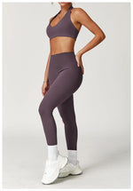 Load image into Gallery viewer, Contour Seamless Yoga Bra Hanging Neck Nylon Spandex