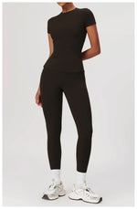 Load image into Gallery viewer, 2 Piece Contour Ultraresilient Athleisure Performance Set