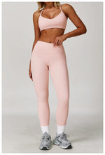 Load image into Gallery viewer, Contoured High Impact Sculpted Premium Sports Bra Seamless