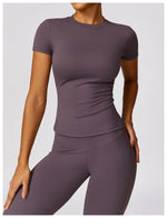 Load image into Gallery viewer, Contour Yoga Crop Top Seamless Performance Wear Edition