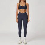 Load image into Gallery viewer, Two Piece Contoured Seamless Performance Athletic Set Nylon