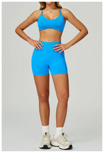 Load image into Gallery viewer, Seamless Contour 2-Piece Contemporary Yoga Set Breathable