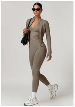 Load image into Gallery viewer, Seamless Contour Performance Fabric Two Piece Yoga Set