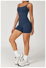 Load image into Gallery viewer, Breathable Seamless Padded Sports Bra For Yoga Studio