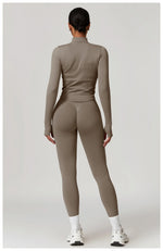 Load image into Gallery viewer, Seamless Contour Performance Fabric Two Piece Yoga Set