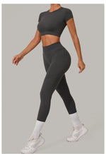 Load image into Gallery viewer, Luxurious Contour Performance Yoga Sculpt Set Silhouette