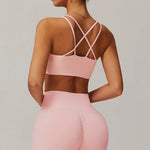 Load image into Gallery viewer, Premium Contoured Seamless Cross Back Performance Bra Pad