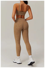 Load image into Gallery viewer, Contoured Seamless Push Up Top Breathable Performance