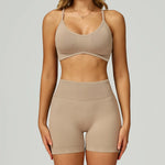 Load image into Gallery viewer, Seamless Contour 2-Piece Contemporary Yoga Set Breathable
