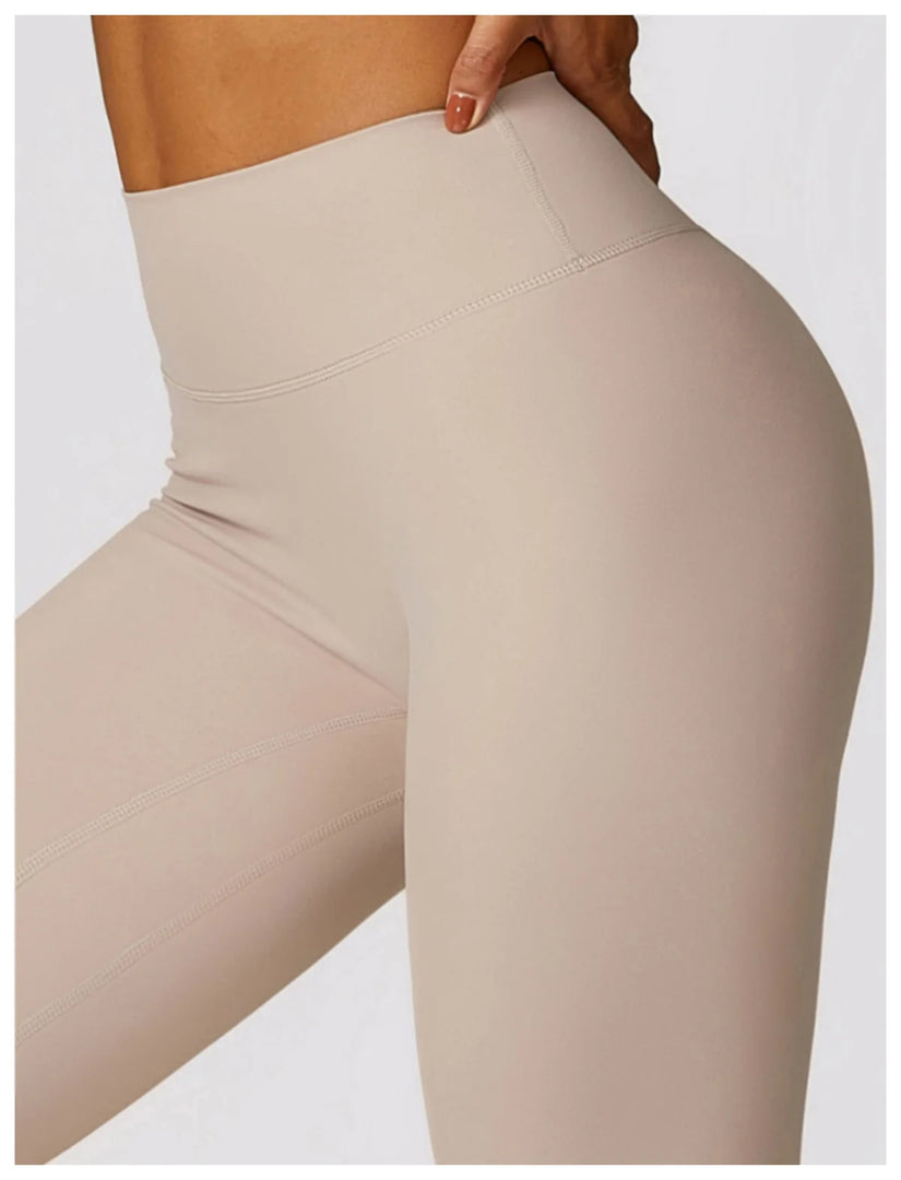 Luxurious High-Waist Contour Seamless Leggings Scrunch