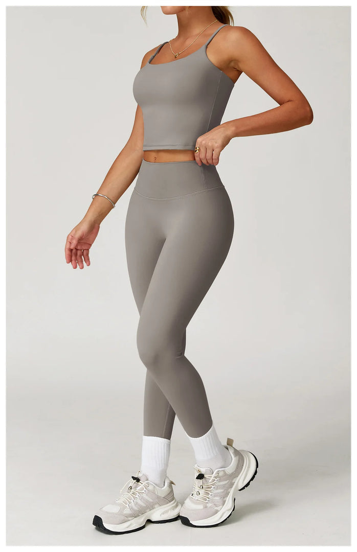 Performance Contour Seamless Two Piece Yoga Bra Set Nylon