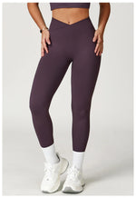 Load image into Gallery viewer, High Waist Contoured Seamless Leggings for Performance
