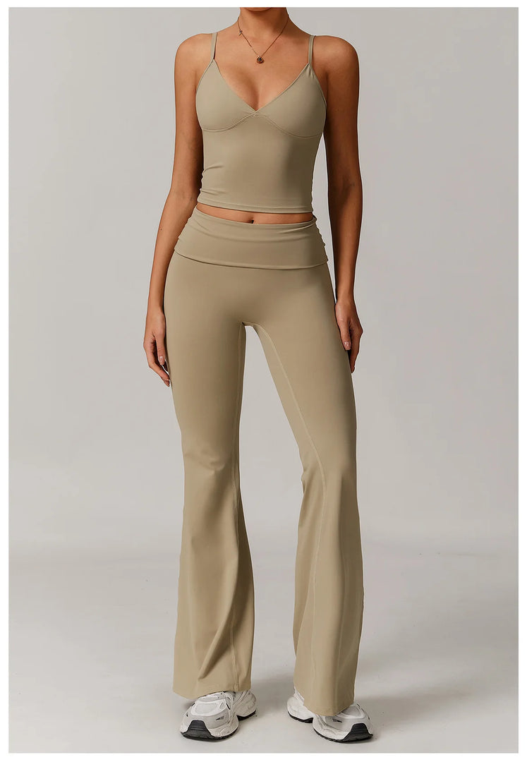 2 Piece Seamless Contour Yoga Set Nylon Spandex Blend