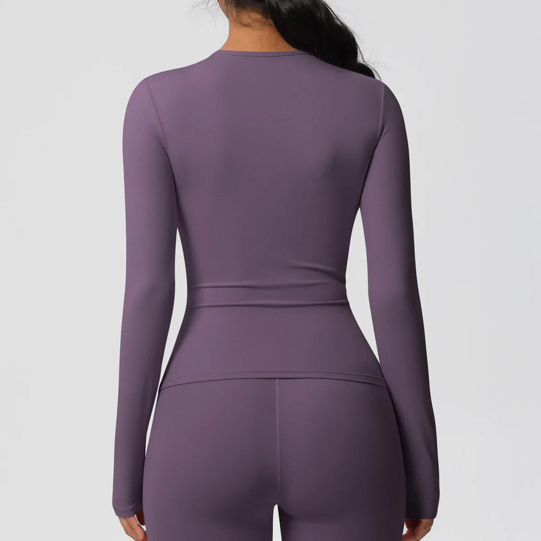 Luxurious Breathable Contoured Long Sleeve Yoga Top Nylon