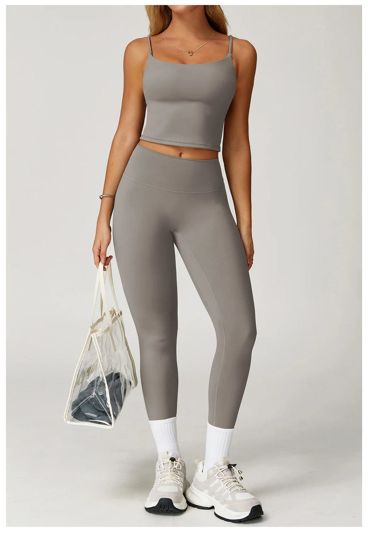 Performance Contour Seamless Two Piece Yoga Bra Set Nylon