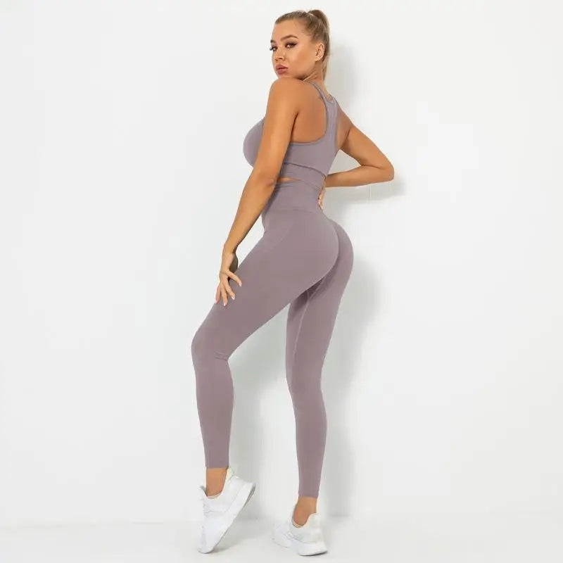 Seamless Contour Two Piece Yoga Set Performance Wear