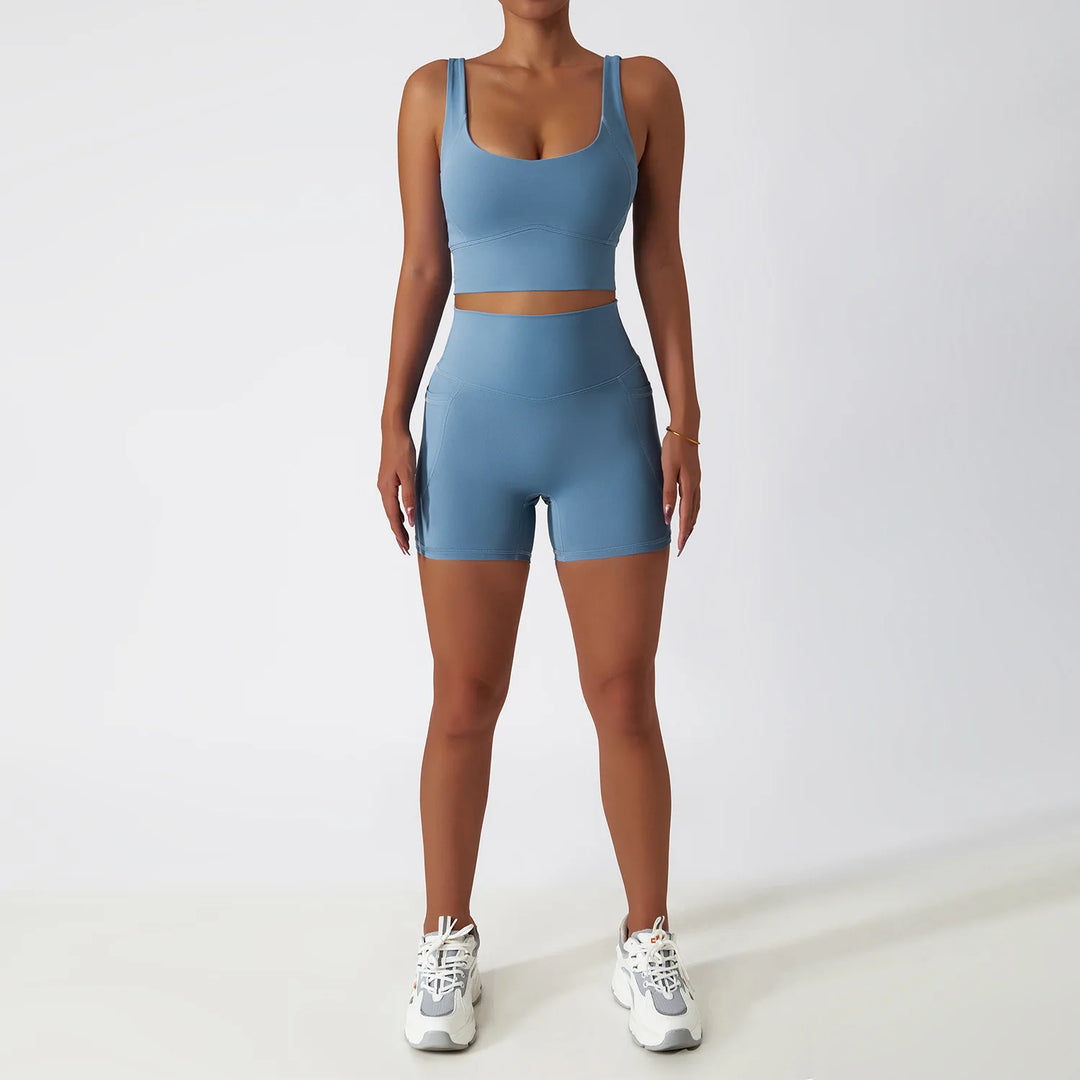 Two Piece Seamless Contour Trackwear Set for Performance