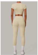 Load image into Gallery viewer, Luxurious Contour Performance Yoga Sculpt Set Silhouette
