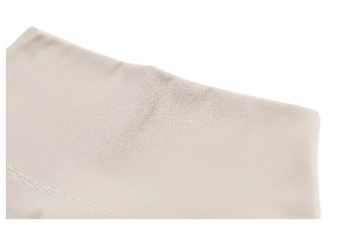 Luxurious Breathable High Waist Contour Yoga Shorts Nylon