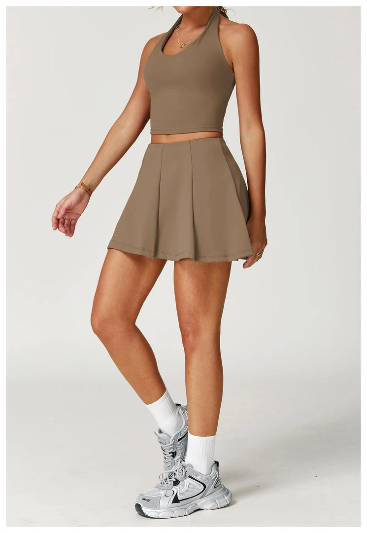 Luxurious Contouring Seamless Halter Set Performance