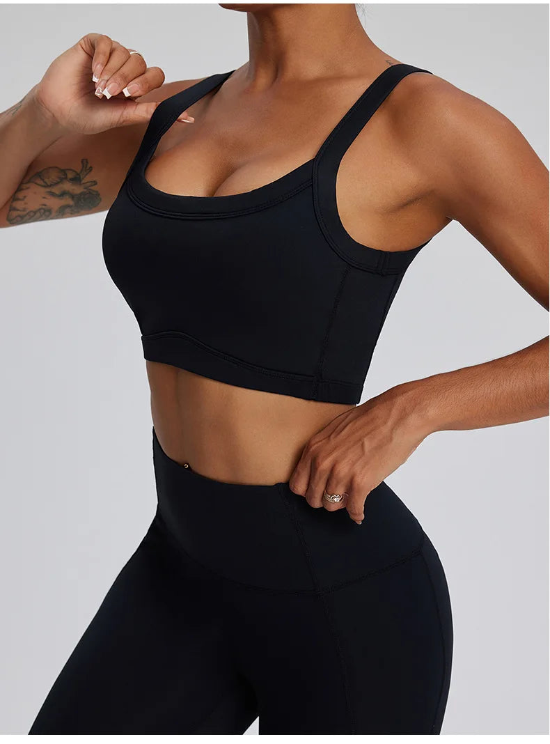 Sculpt Seamless Performance Bra With Breathable Mesh