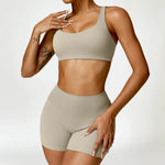 Load image into Gallery viewer, Seamless Two Piece Yoga Set Contour Silhouette Leggings

