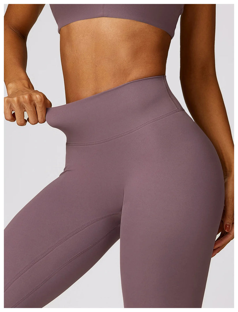 Luxurious High-Waist Contour Seamless Leggings Scrunch