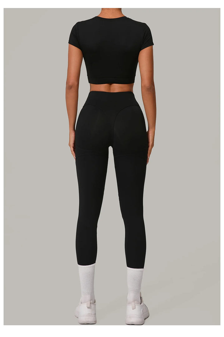 Luxurious Contour Performance Yoga Sculpt Set Silhouette