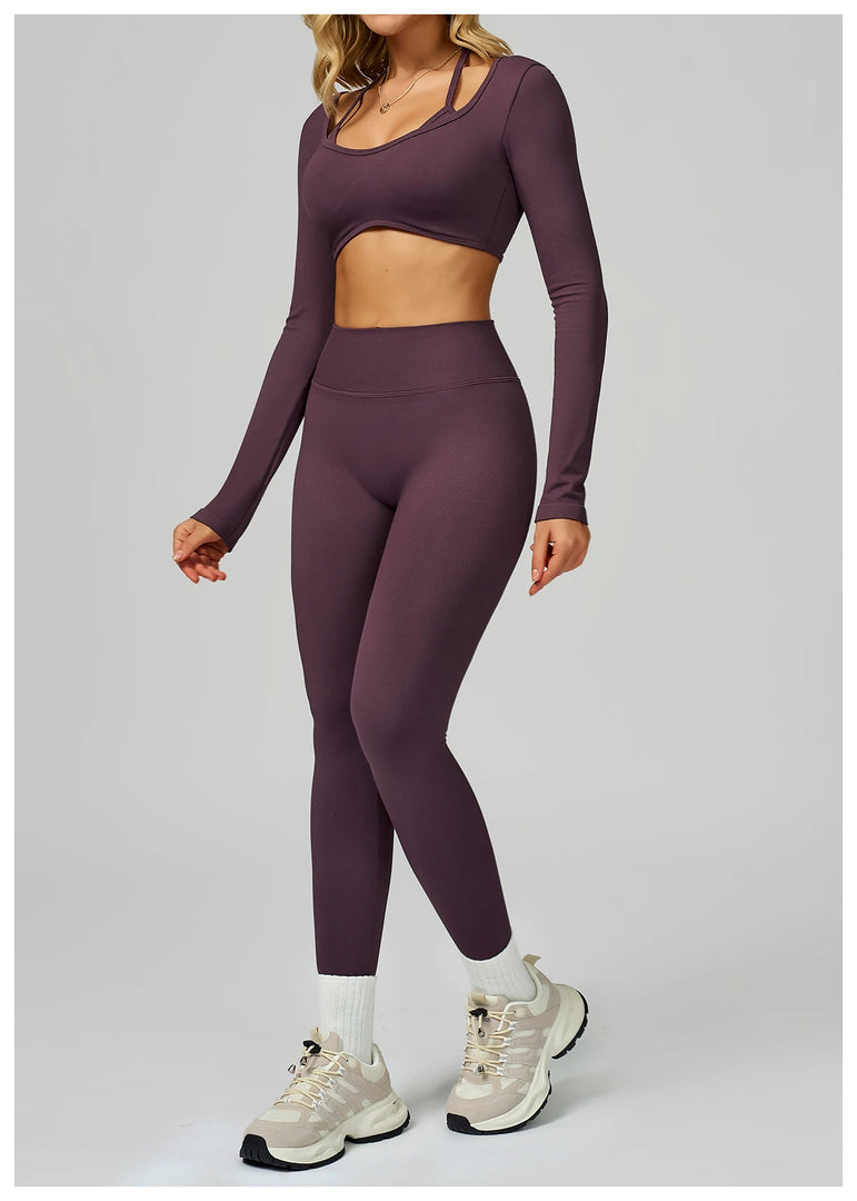 Seamless Contour 2-Piece Contemporary Yoga Set Breathable