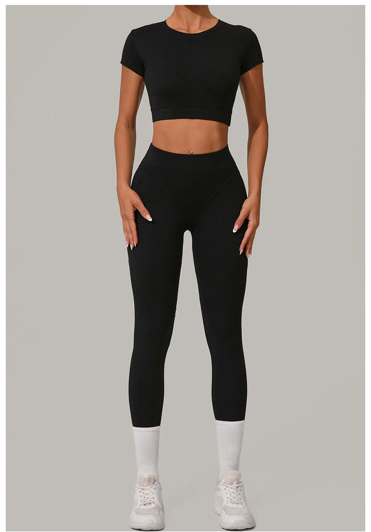 Luxurious Contour Performance Yoga Sculpt Set Silhouette