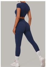Load image into Gallery viewer, Luxurious Contour Performance Yoga Sculpt Set Silhouette
