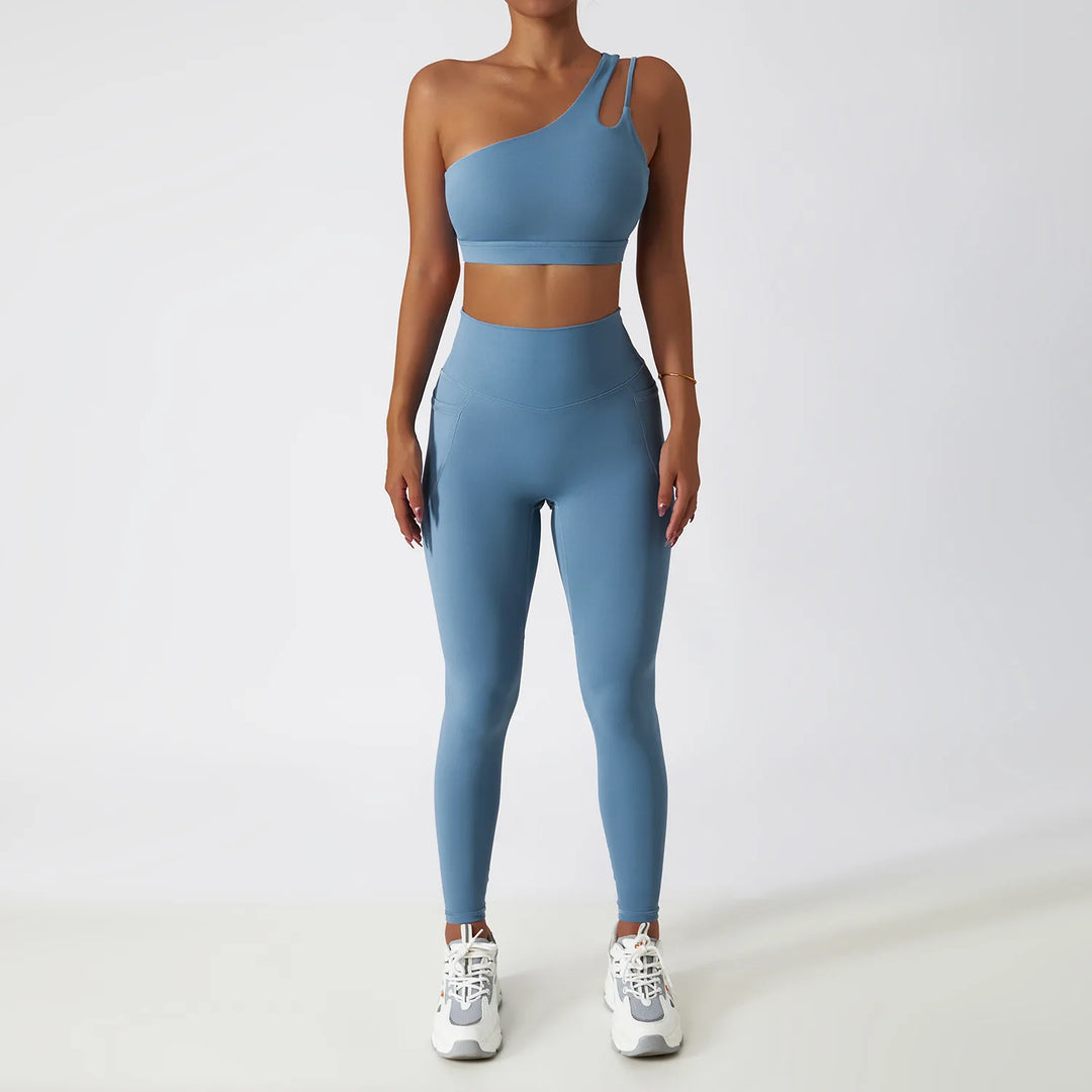 Two Piece Seamless Contour Trackwear Set for Performance