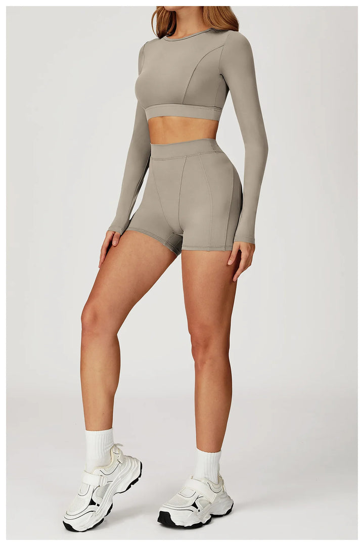 Two-Piece Contoured Breathable Yoga Set Leggings Silhouette