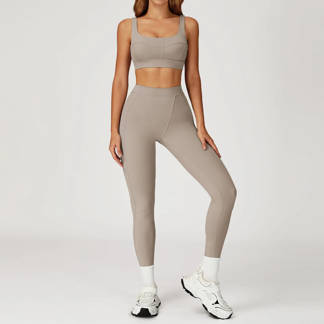 Two-Piece Contoured Breathable Yoga Set Leggings Silhouette