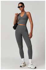 Load image into Gallery viewer, Luxurious Hanging Neck Seamless Sports Bra Nylon Spandex
