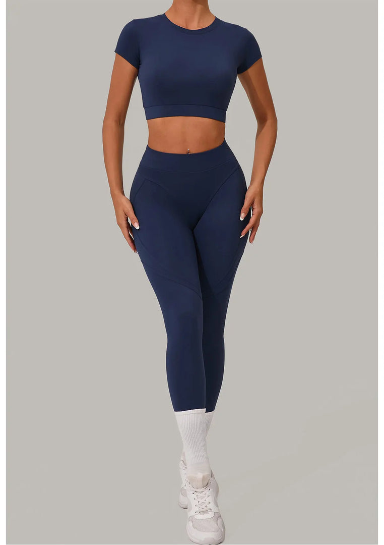 Luxurious Contour Performance Yoga Sculpt Set Silhouette