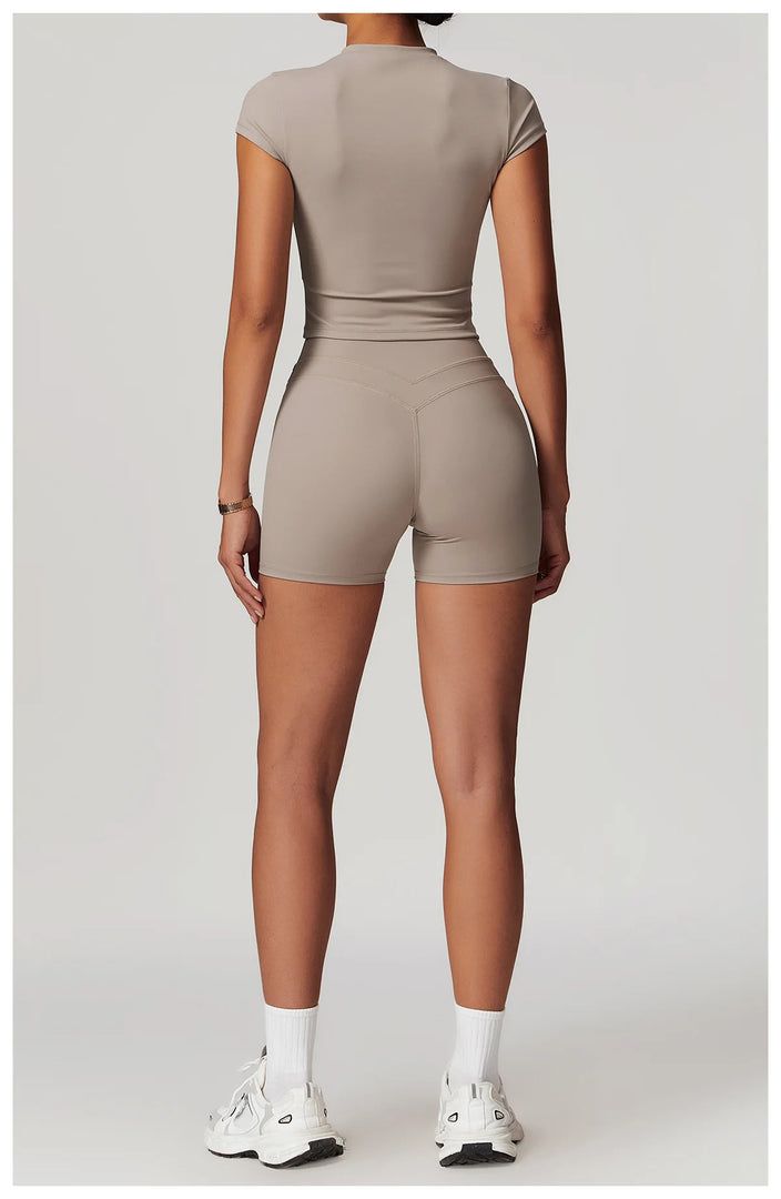 Performance Contoured Seamless Yoga Shirt Quick Dry