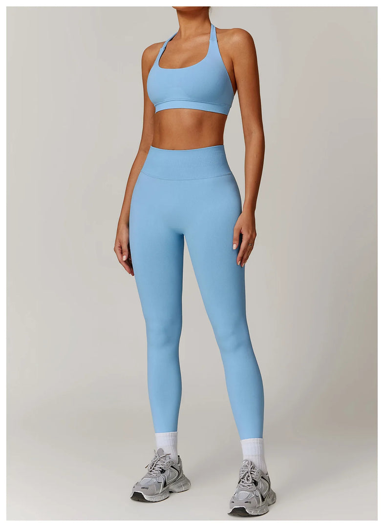 Seamless Contour Performance Yoga Ensemble