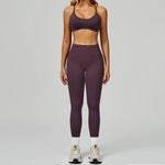 Load image into Gallery viewer, Seamless Contour 2-Piece Contemporary Yoga Set Breathable
