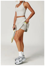 Load image into Gallery viewer, Luxurious Contouring Seamless Halter Set Performance
