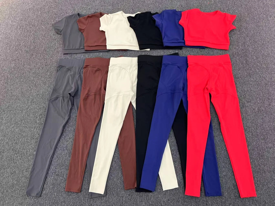 Luxurious Contour Performance Yoga Sculpt Set Silhouette