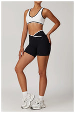 Load image into Gallery viewer, Color Block Bra Contoured Feather Weight Breathable
