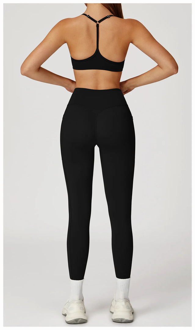 Two Piece Contoured Seamless Performance Athletic Set Nylon