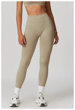 Load image into Gallery viewer, Seamless High Waist Breathable Yoga Leggings Performance
