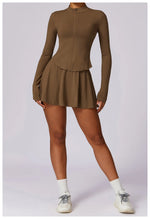 Load image into Gallery viewer, Luxurious Contoured Yoga Set Zippered Front Seamless Nylon
