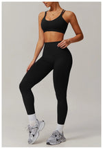 Load image into Gallery viewer, Premium Contoured Seamless Cross Back Performance Bra Pad
