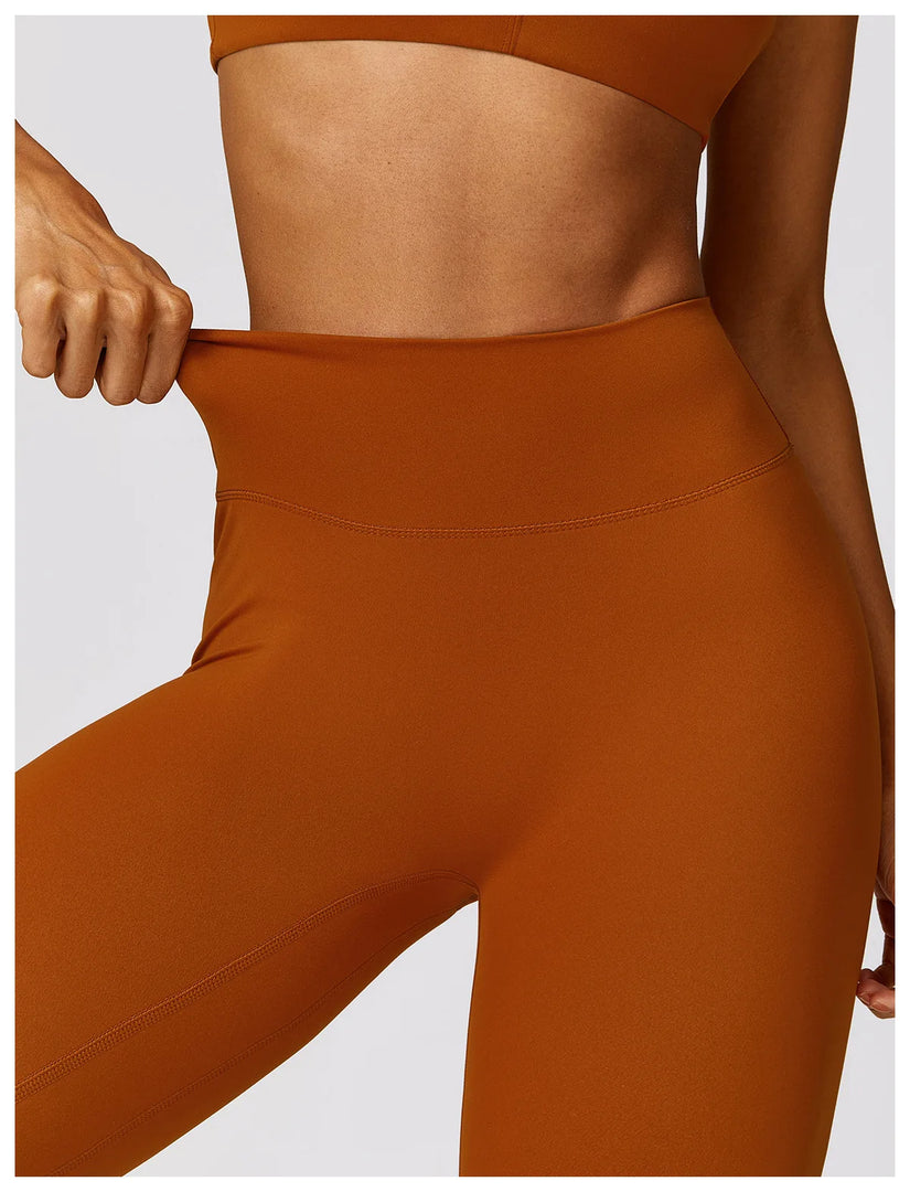 Luxurious High-Waist Contour Seamless Leggings Scrunch