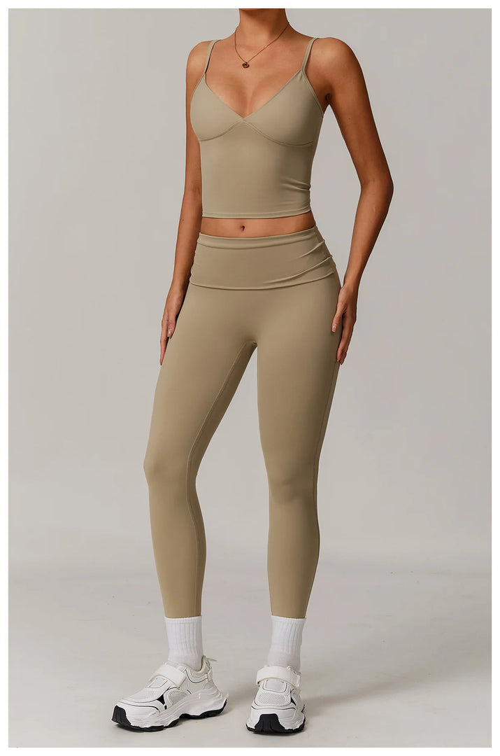 2 Piece Seamless Contour Yoga Set Nylon Spandex Blend