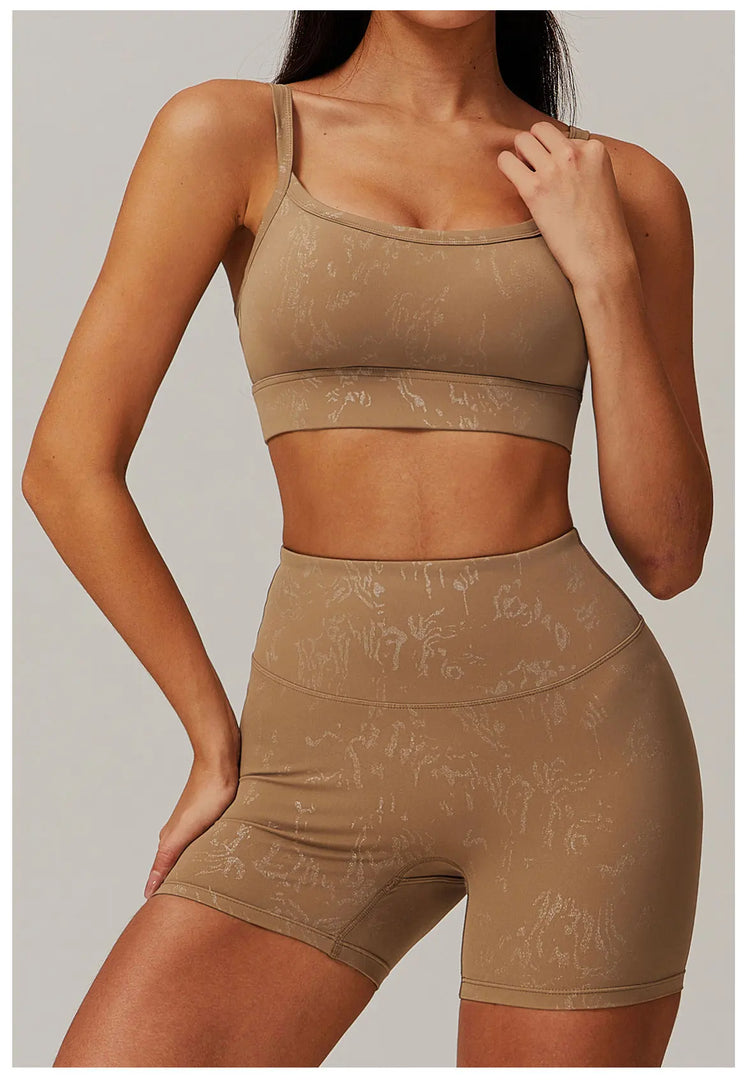 Contoured Seamless Push Up Top Breathable Performance